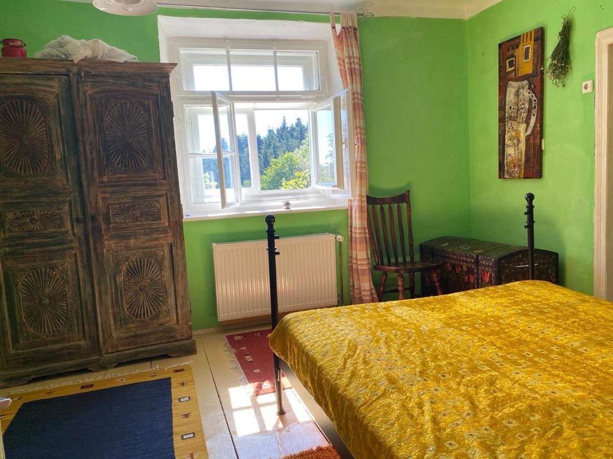 Landhaus Hideaway Ruheoase Pool Apartment Pirching am Traubenberg ภายนอก รูปภาพ